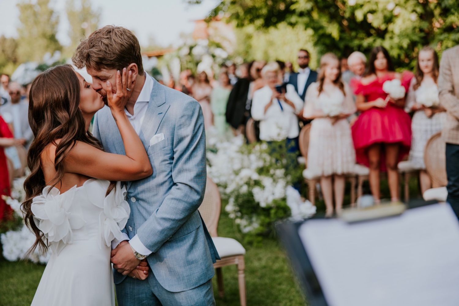 Asia i Dominik — Cicha 23 event place, ślub plenerowy 14