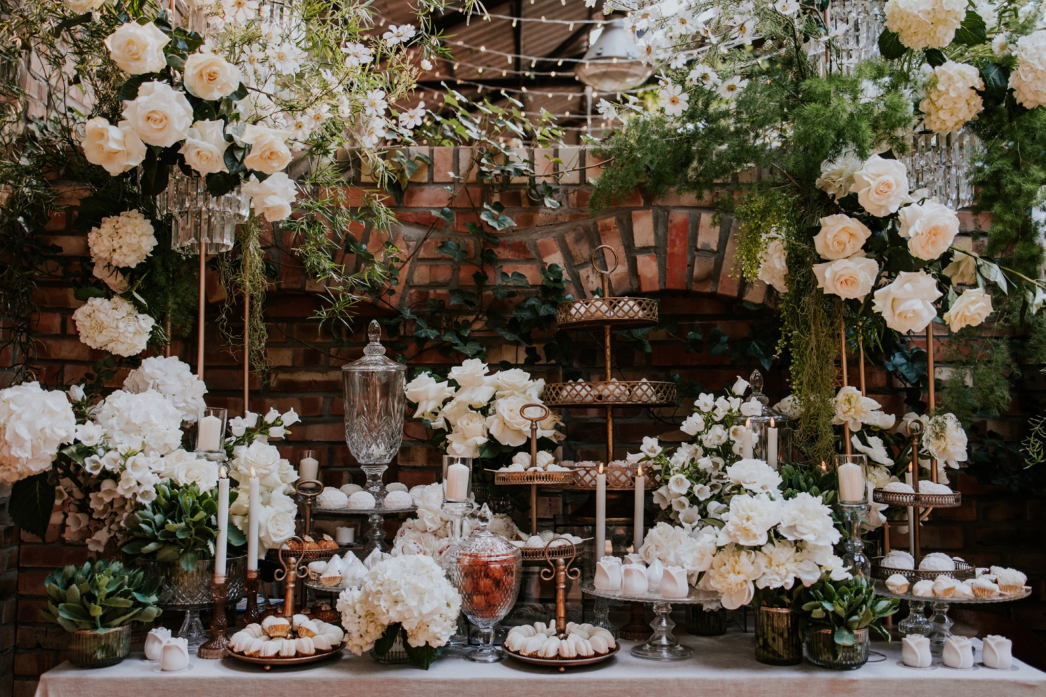 Asia i Dominik — Cicha 23 event place, ślub plenerowy 23